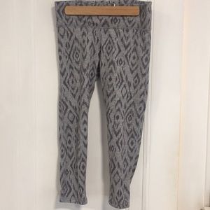Victoria Secret Gray Tribal Capri